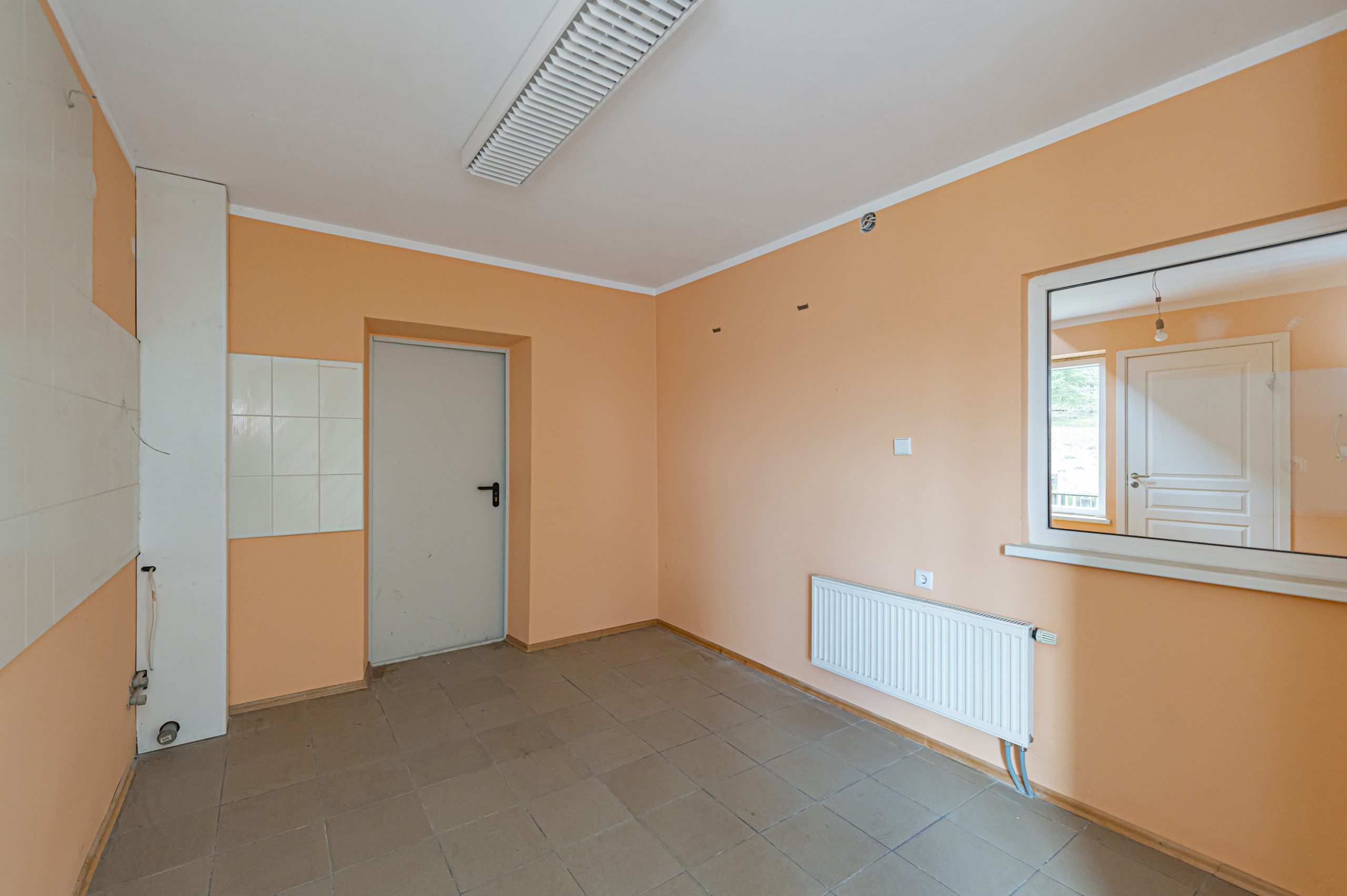 Labai tvarkingas sodo namas šalia miško (Bartoniai)!