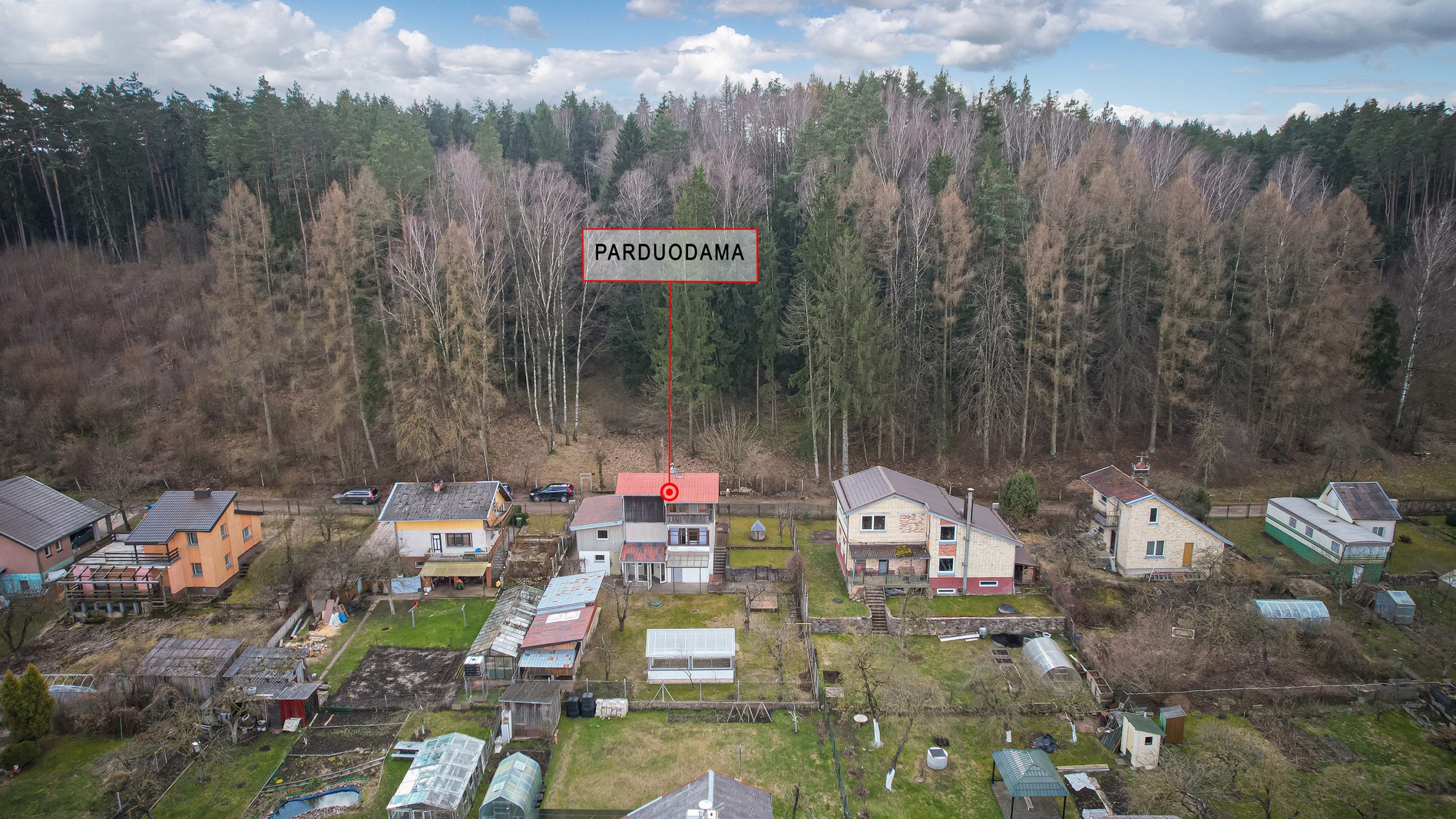 Labai tvarkingas sodo namas šalia miško (Bartoniai)!