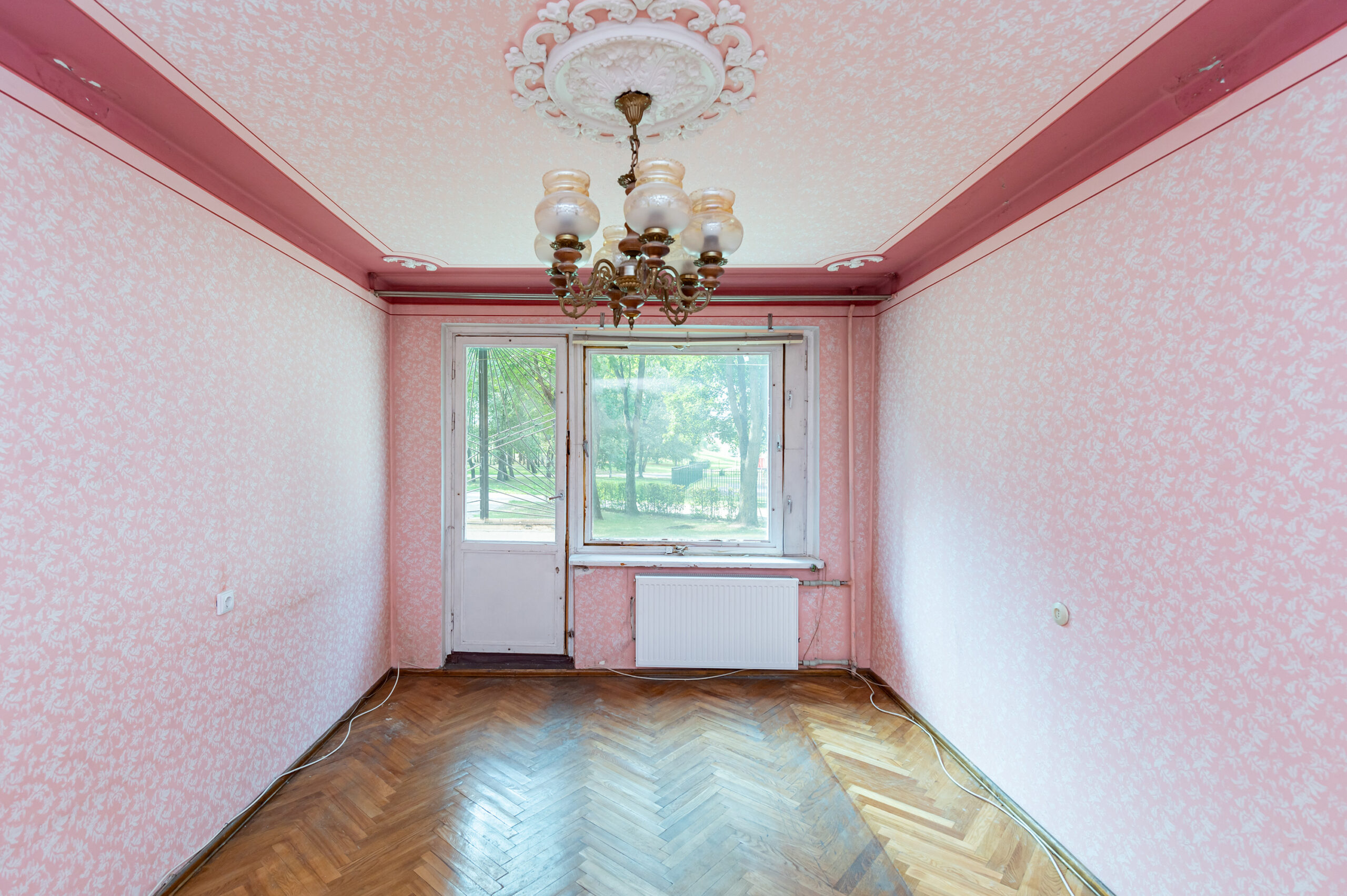 Trijų kambarių butas, besiribojantis su Dainavos parku!