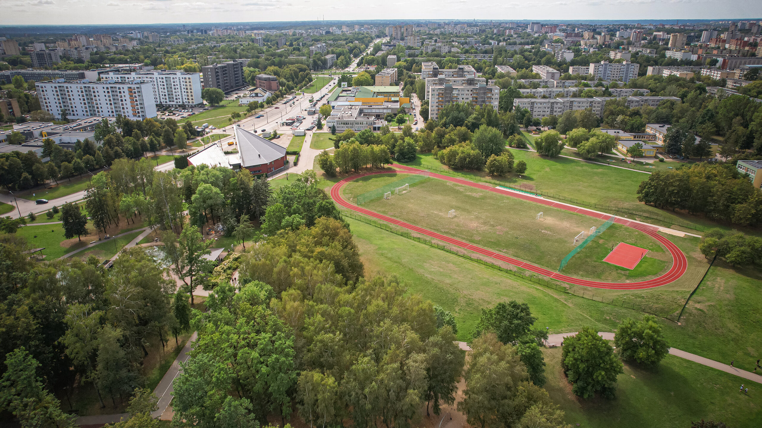 Trijų kambarių butas, besiribojantis su Dainavos parku!