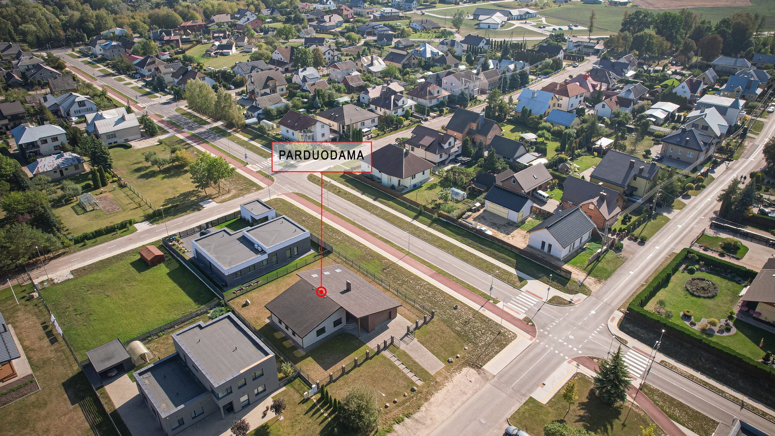 Parduodamas ilgaamžės architektūros namas su garažu Marijampolės mieste